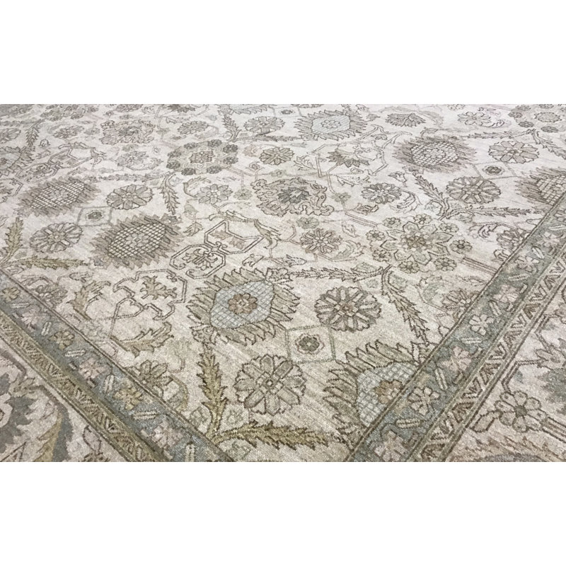 Hand-Knotted High-Quality Beige Area Rug