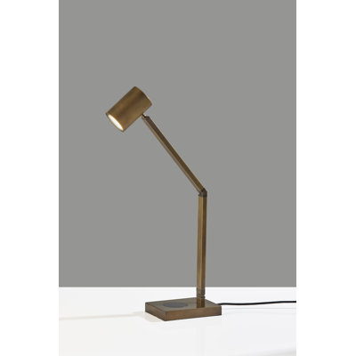 Newman Metal USB Desk Lamp