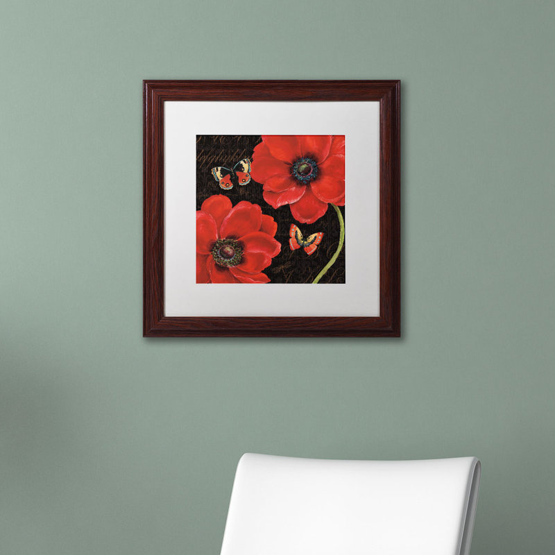 «Dolorse Petals and Wings III» par Daphne Brissonnet, reproduction d'art encadrée, H 16 po x l 16 po, Cadre noir, Noir