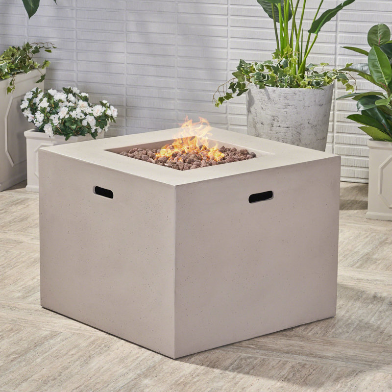 Chauffe-terrasse 40 000, foyer extérieur carré de 31 po, béton léger, centre de divertissement dans la cour arrière, foyer gris, source de chaleur, zone élégante,
