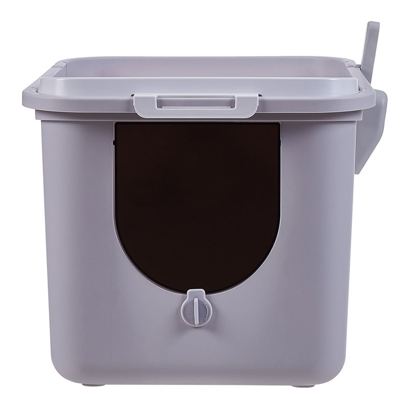 Litter Box with Built-in Scoop