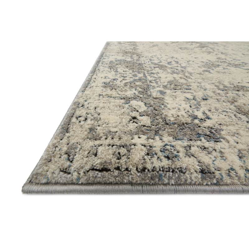 Mahfuze Oriental Indoor Rug, Rectangle 2'7" x 4'