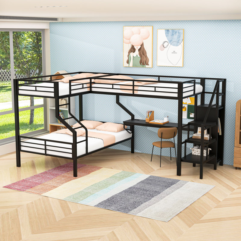 Lit superposé simple et simple au-dessus d'un lit double avec ports USB, armoire, bureau et tablettes