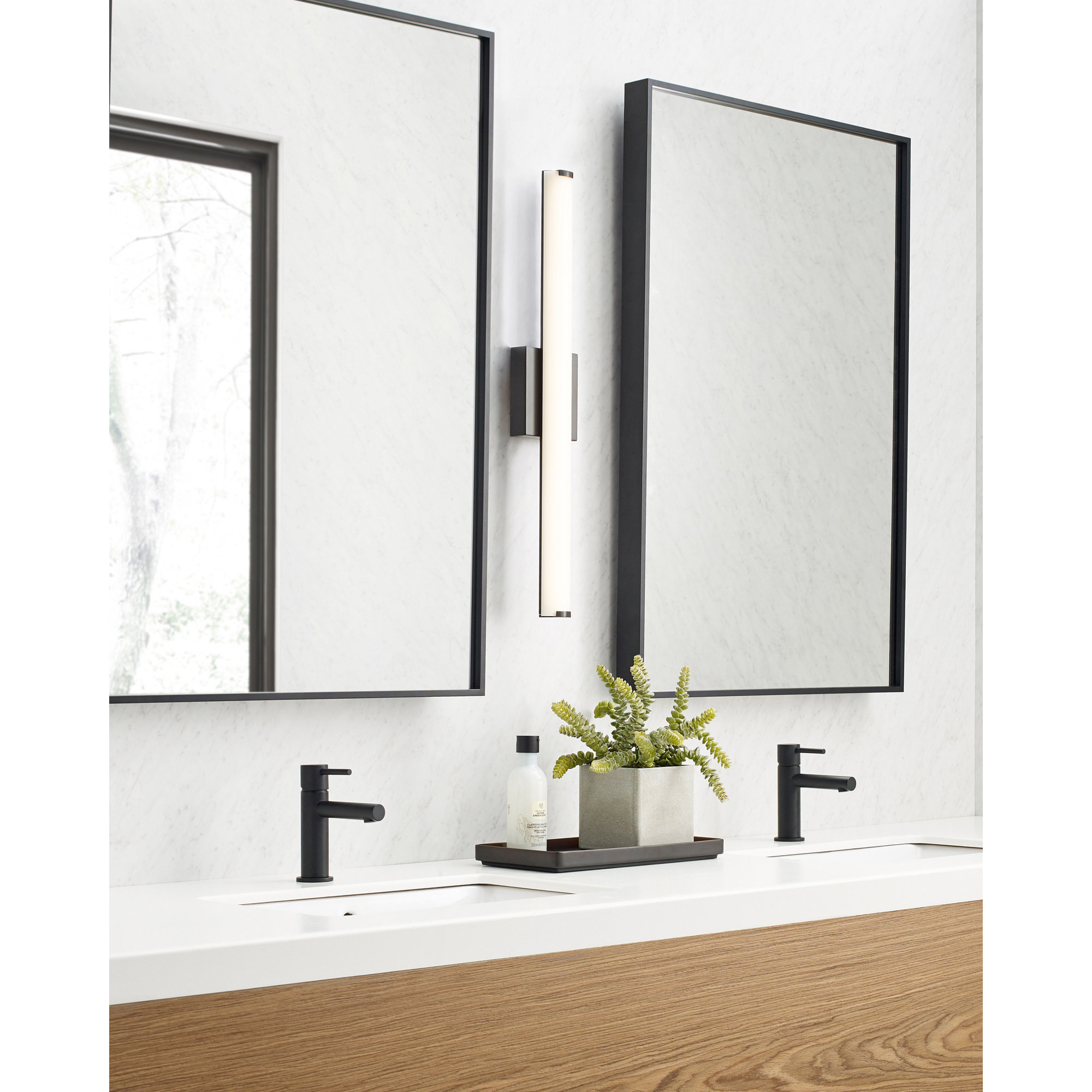 Finn Single Dimmable LED Bath Bar, Antique Bronze, 3500