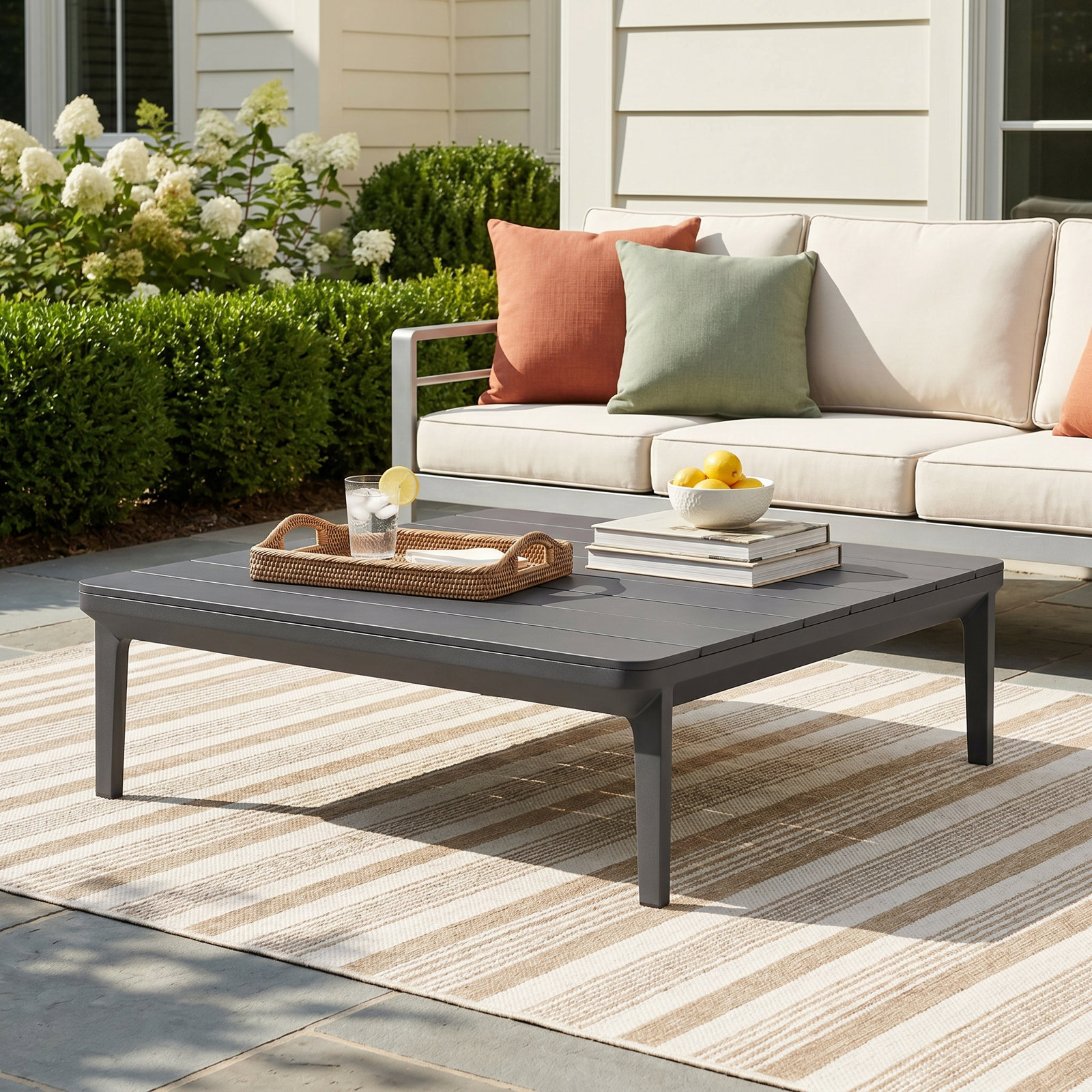 Filmore Aluminum Outdoor Coffee Table