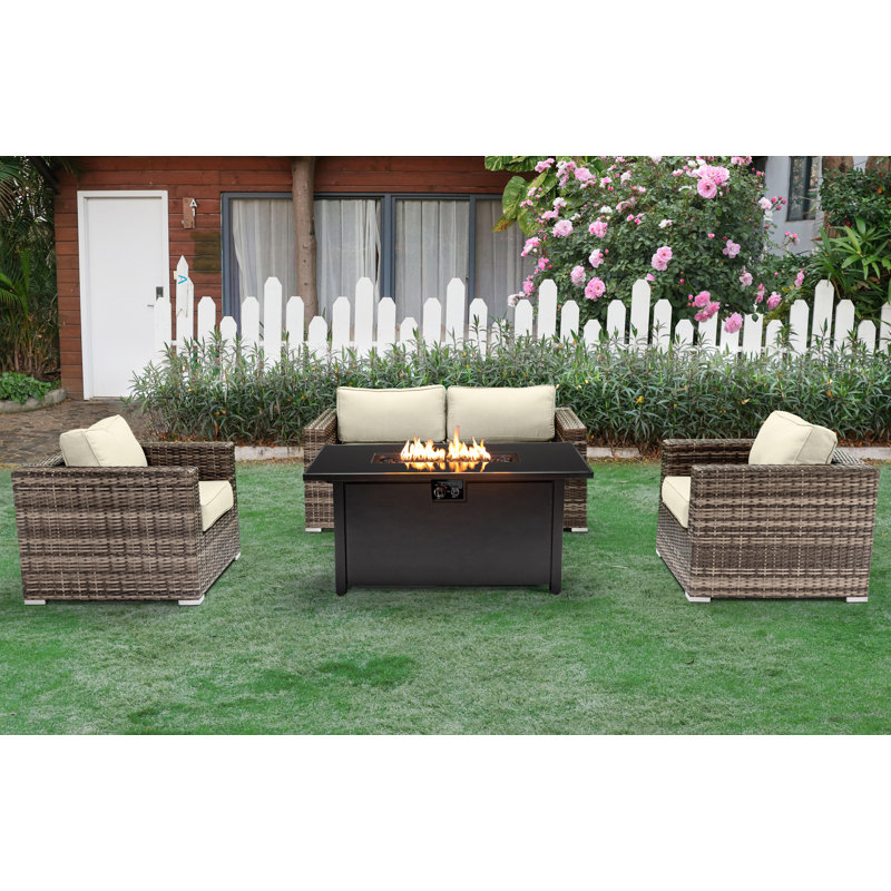 Ensemble de conversation Lsi pour 4 personnes avec foyer et coussins Sunbrella, Toile Sunbrella