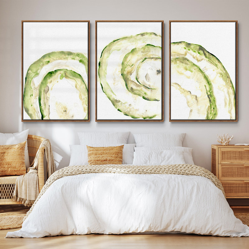 Lichen Halo IV, ensemble de 3 toiles encadrées sur toile, H 40 po x l 78 po x P 2 po, Cadre noyer