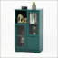 Armoire en bois avec 2 portes en verre et 2 espaces de rangement, salle de bain de salon bleue-447919475