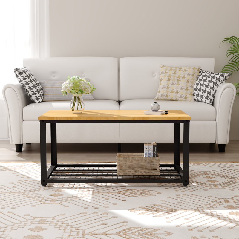 Table basse à 4 pieds avec rangement