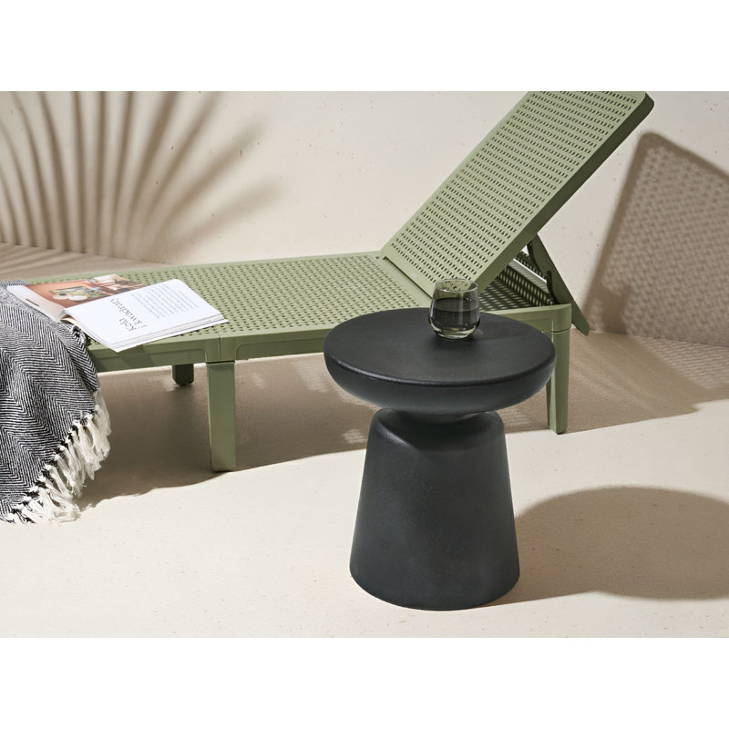 Pedestal End Table, Black