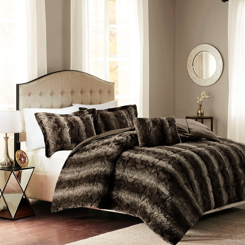 Édredon en fausse fourrure double / grand -, 2 taies décoratives et coussin décoratif en literie brun foncé, brun, accessoire décoratif gracieux