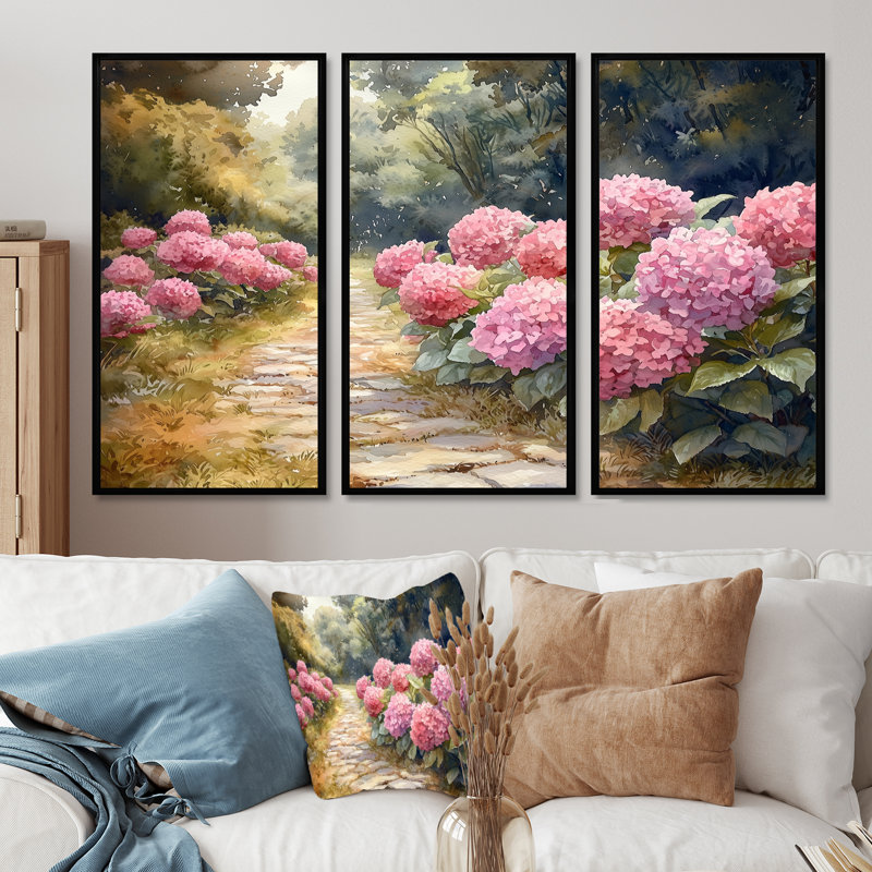 Hortensias par le chemin de pierre I - art mural hydrangées - 3 panneaux, H 28 po x l 36 po, Noir