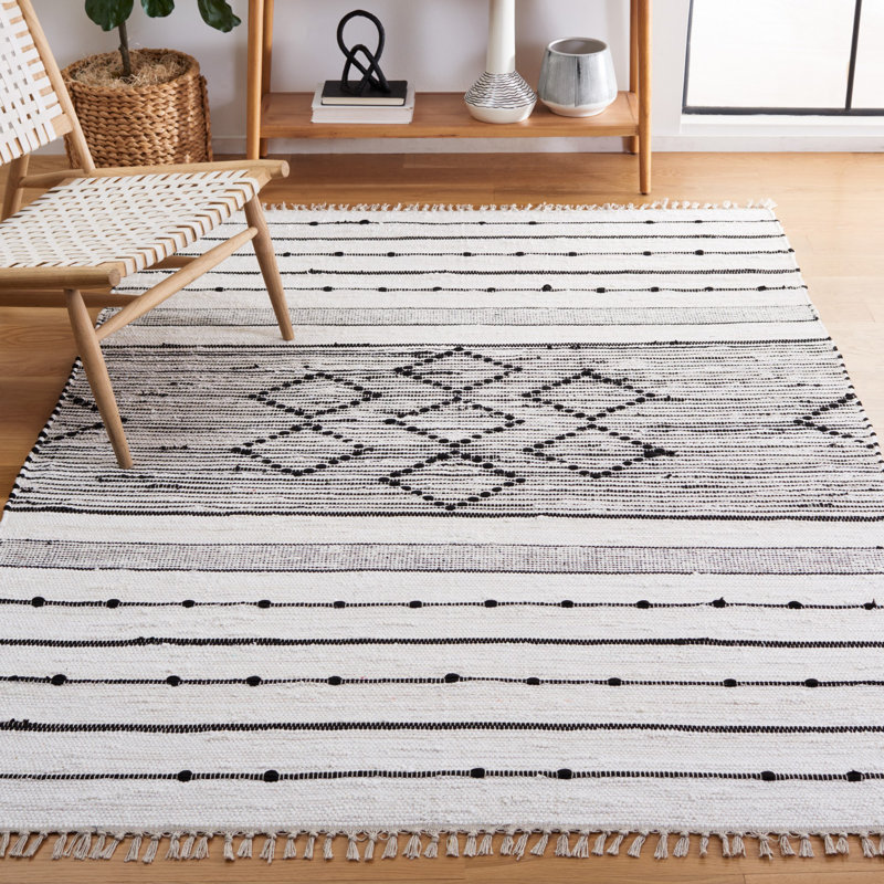 Tapis rayé kilim ivoire / noir STK203A, Rectangle de 5 pi x 8 pi