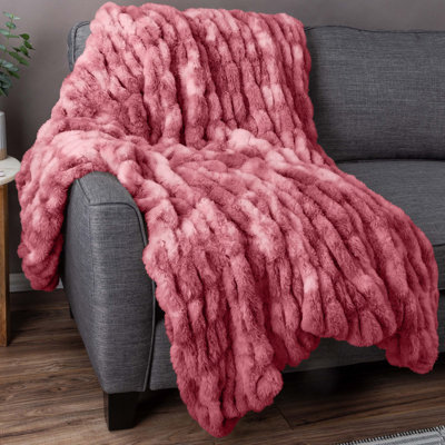 Lavish Home Oversized Faux Fur Blanket - 60x80-Inch Ruched Polyester Fur Blanket - Queen Blanket for Bed or Couch - Luxurious Blankets