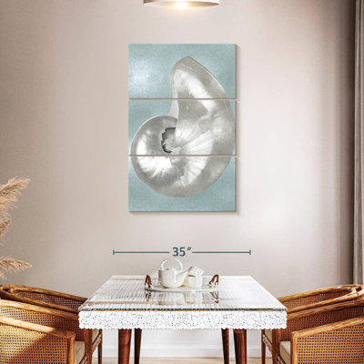 Aletra Silver Shell On Aqua Blue I