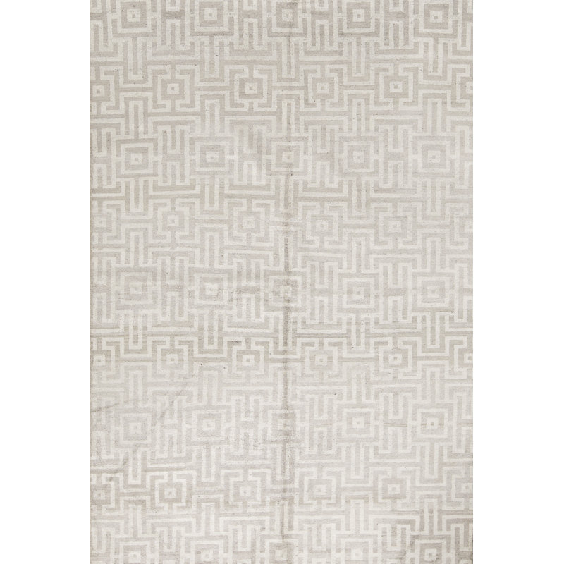 Hand-Knotted High-Quality Beige Area Rug