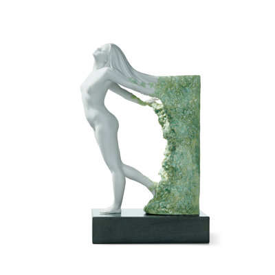 Renovatio Figurine