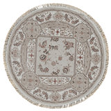 Hand Knotted Area Rug in Beige And Ivory