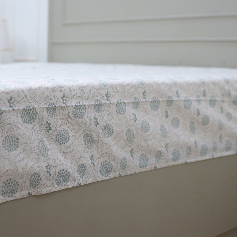Fabdivine Pure Cotton Bedsheet Set – Handcrafted Comfort with Matching Pillow Covers, Merakhi, Blue/Gray Floral