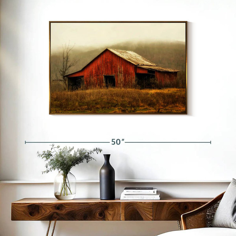 Skylight Barn dans le brouillard, Cadre flottant doré, 37 po x 25 po