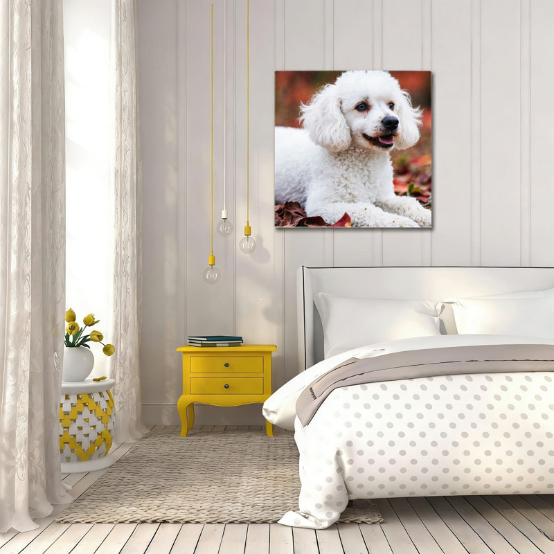 Caniche sur feuilles d'automne, art mural encastré en bois 16 x 16 po