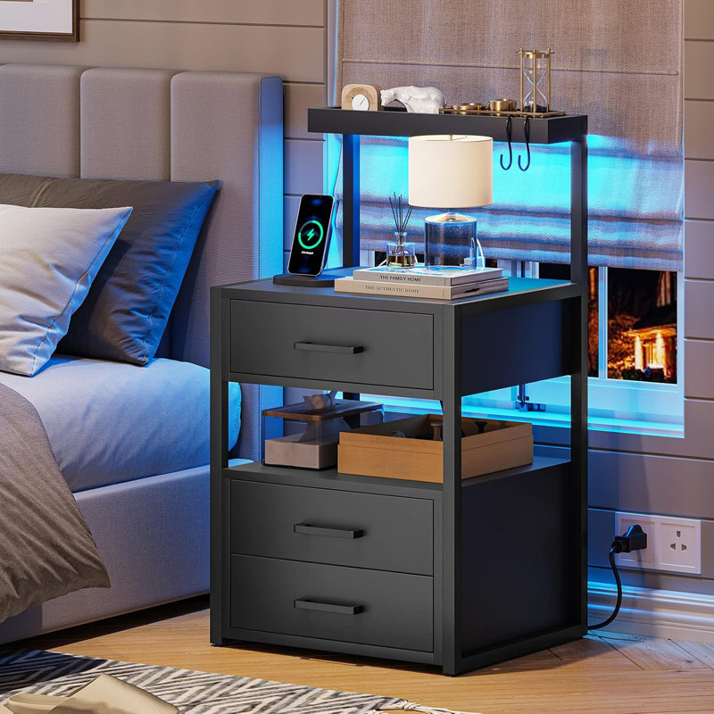 3 Drawers Nightstand, Black