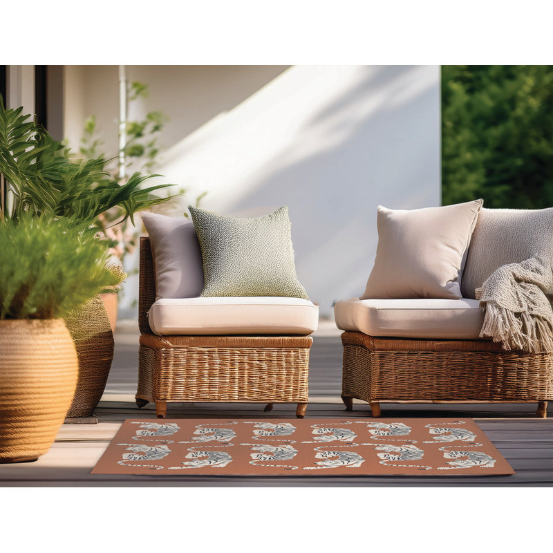 Hey Tiger Outdoor Rug, Rectangle 5' x 7'