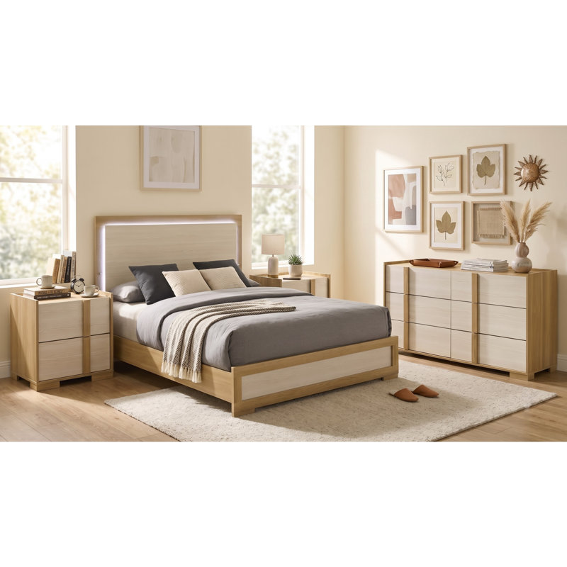 Holden Natural Queen 4-Piece Bedroom Set