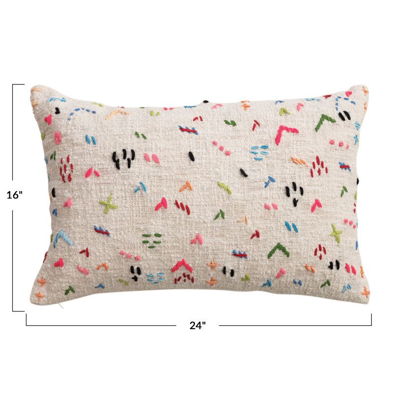 Coussin en coton brodé à la main
