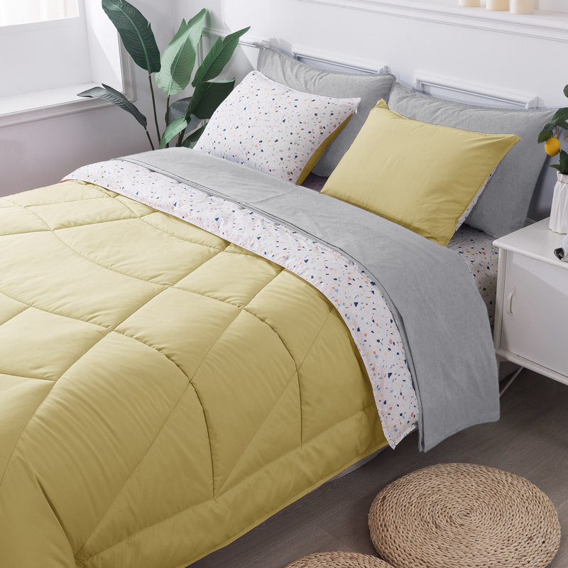 Polyester Channel Comforter, Twin Comforter + 4 Additional Pieces, Sunshine Yellow