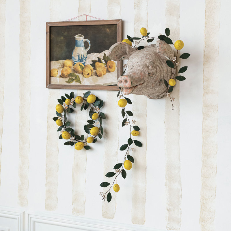 Metal Garland With Lemons And Leaves