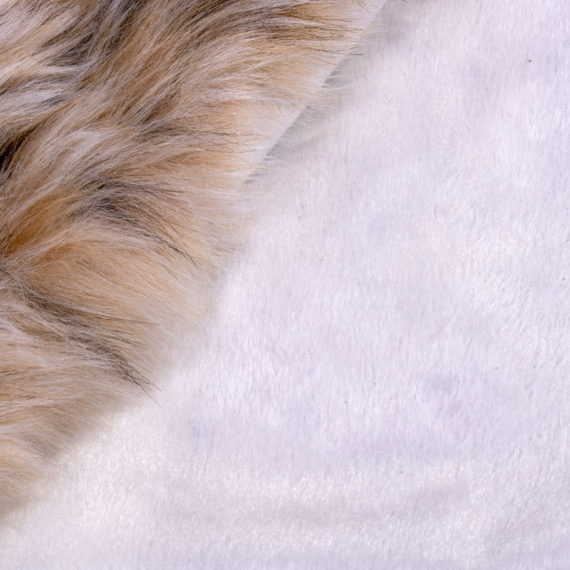 Snow Lynx Faux Fur 60-Inch Tree Skirt with Minky Lining