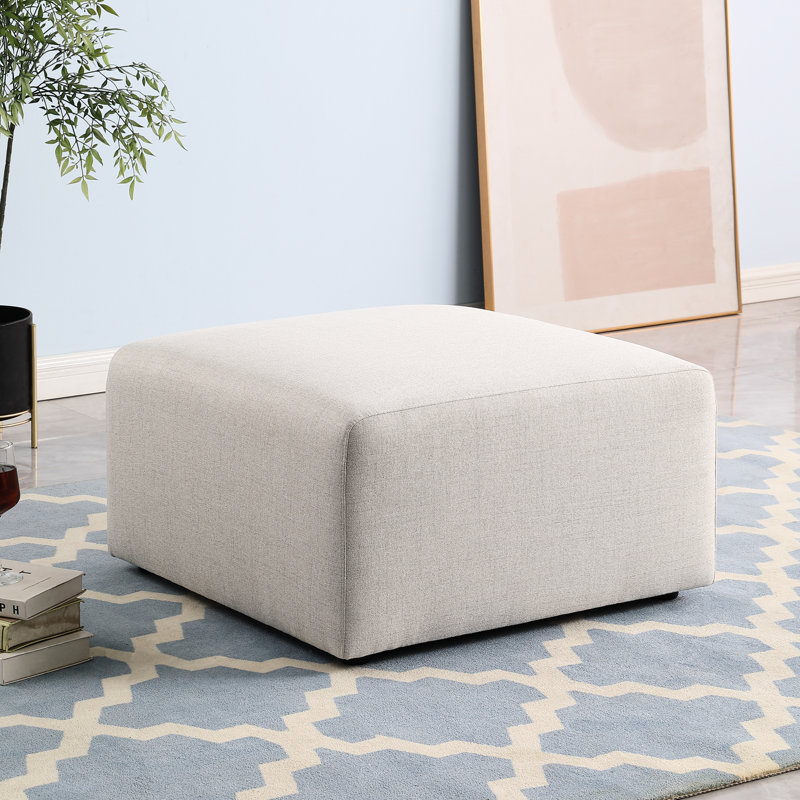 Chenille beige, prête à l'emploi, taille carrée 29,92 po, convient aux petits espaces de vie, fonctionne comme siège de rechange ou tabouret de pieds, cote d'utilisation moyenne en chenille, pas d'assemblage nécessaire, 16,73 po de hauteur, doux
