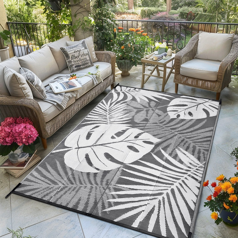 Tapis gris en plastique gris résistant à l'eau, Rectangulaire 4 pi x 6 pi