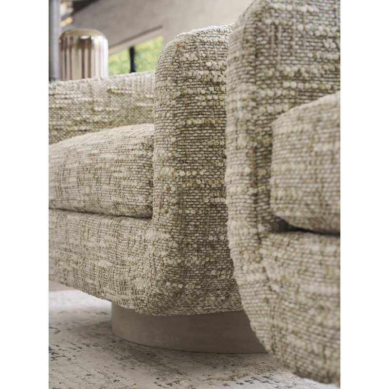 Carreta Swivel Chair