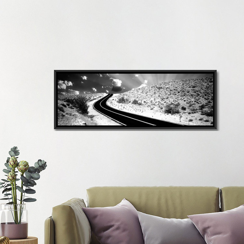 « road, las vegas, nevada », reproduction de photo sur toile, H 16 po x l 48 po x P 1,5 po, Cadre noir