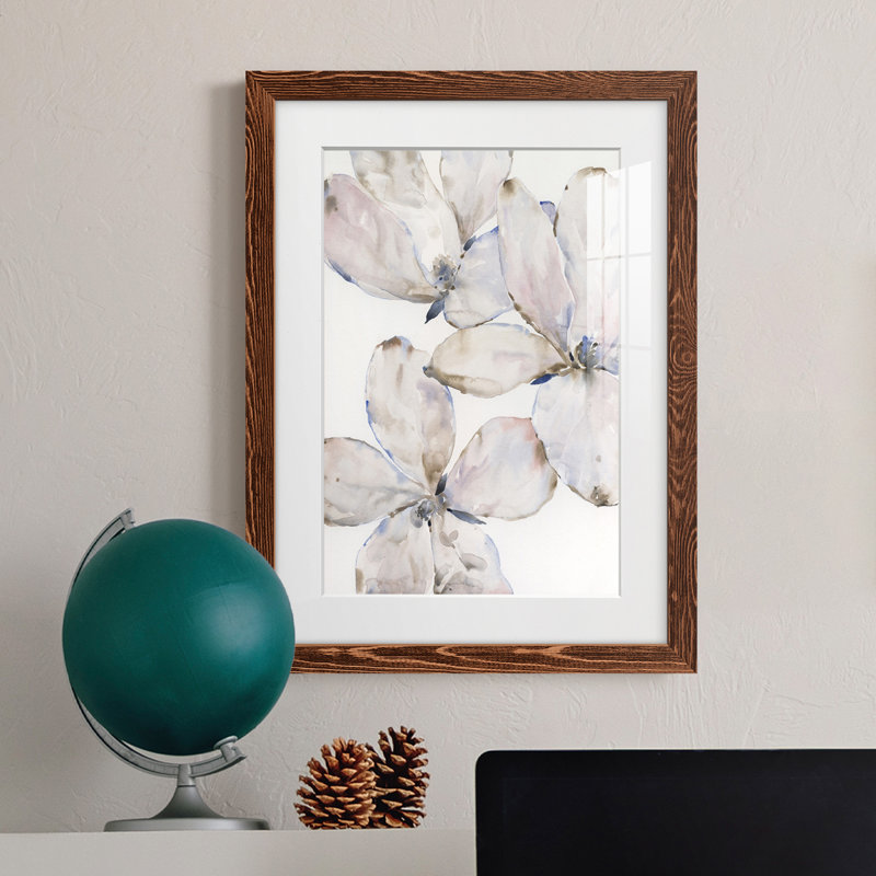 Fleurs de vent doux I encadré mat - prêt à accrocher, Érable encadré, H 20 po x l 17 po x P 1 po