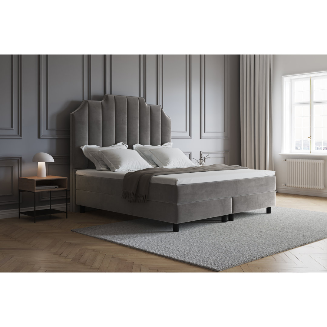 Boxspringbett Adelline mit Premium Visco Topper, mit Samtstoff bezogen