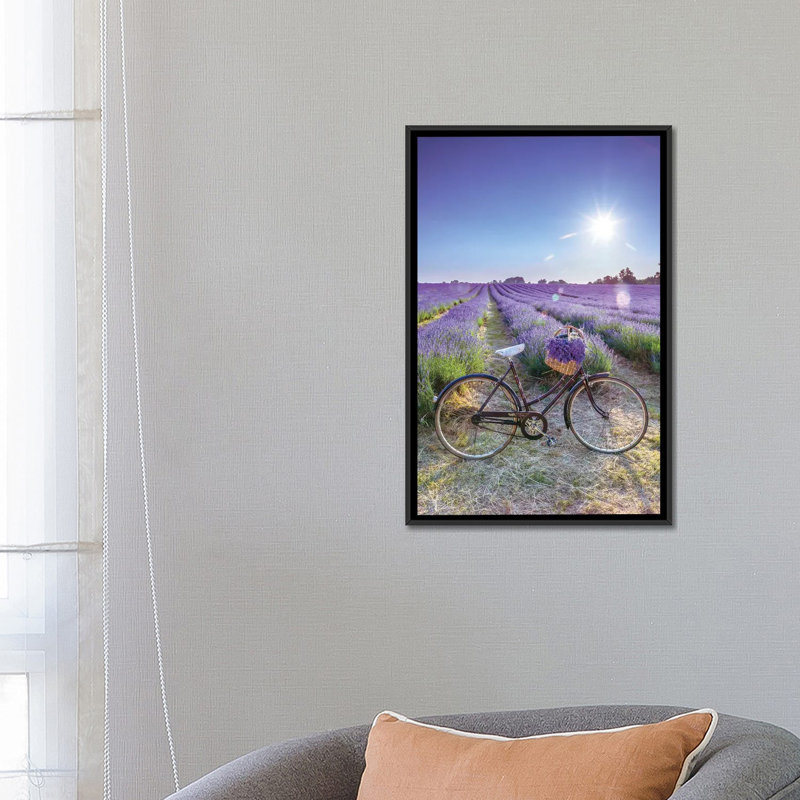 « lavande », impression sur toile, H 26 po x l 18 po x P 1,5 po, Toile avec cadre noir, Pas de tapis