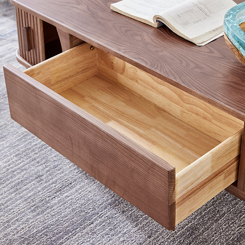 Table basse moderne en bois massif nordique