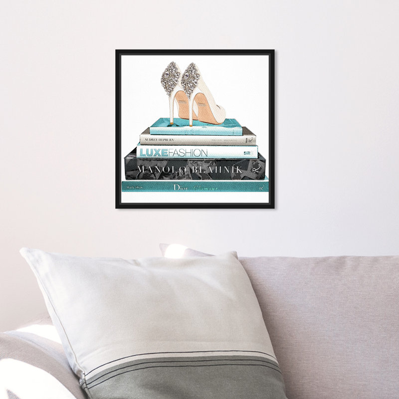 «Fashion and Glam Audreys High Heels», impression sur toile, H 20 po x l 20 po, Cadre noir