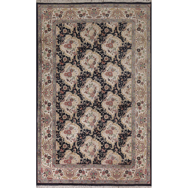 Tapis bleu marine à motif floral Agra 6 x 9
