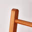 Portant à vêtements robuste en bois massif autoportant, support à vêtements en forme de A avec tablette de rangement inférieure et crochets latéraux, support à vêtements-704263608