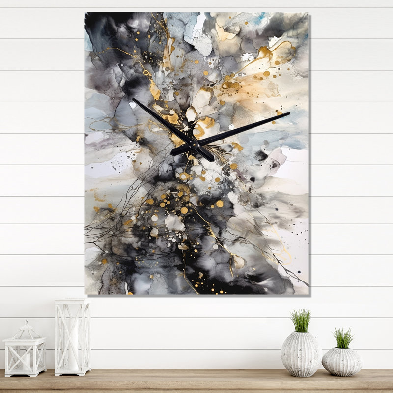 Horloge murale abstraite grise et délicate coups de pinceau II, H 40 po x l 30 po