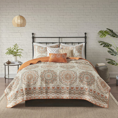 Courtepointe, palette de couleurs orange, motif floral taupe, 3 coussins brodés, microfibre réversible et taupe, avec de grands médaillons, 2 taies décoratives standard,