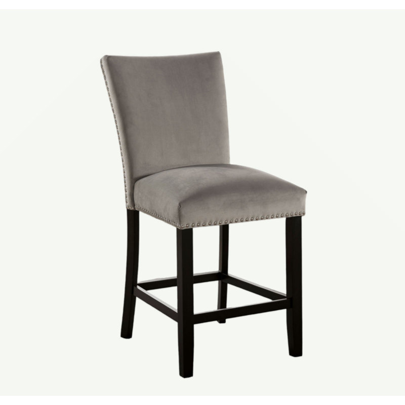 Ensemble attrayant de chaises de salle à manger à hauteur de comptoir de 2 pièces avec siège en flanelle grise et garniture cloutée