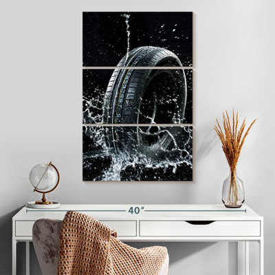 «Mehar Car Tire Water Splash»