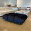 Repose-pieds Bubble, velours bleu nuit