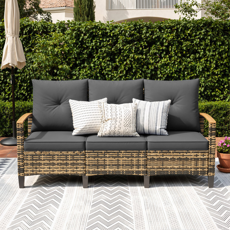 Ensemble de conversation de patio en osier résistant aux intempéries pour 7 personnes avec chaises pivotantes en osier, table basse de rangement et poufs multifonctionnels