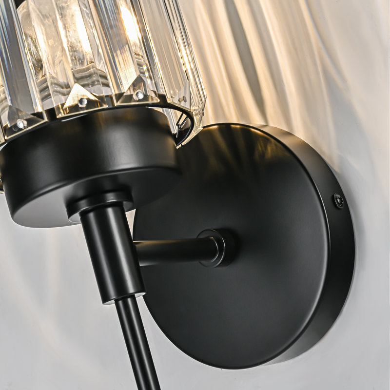 Edgars Iron Wallchiere, Black